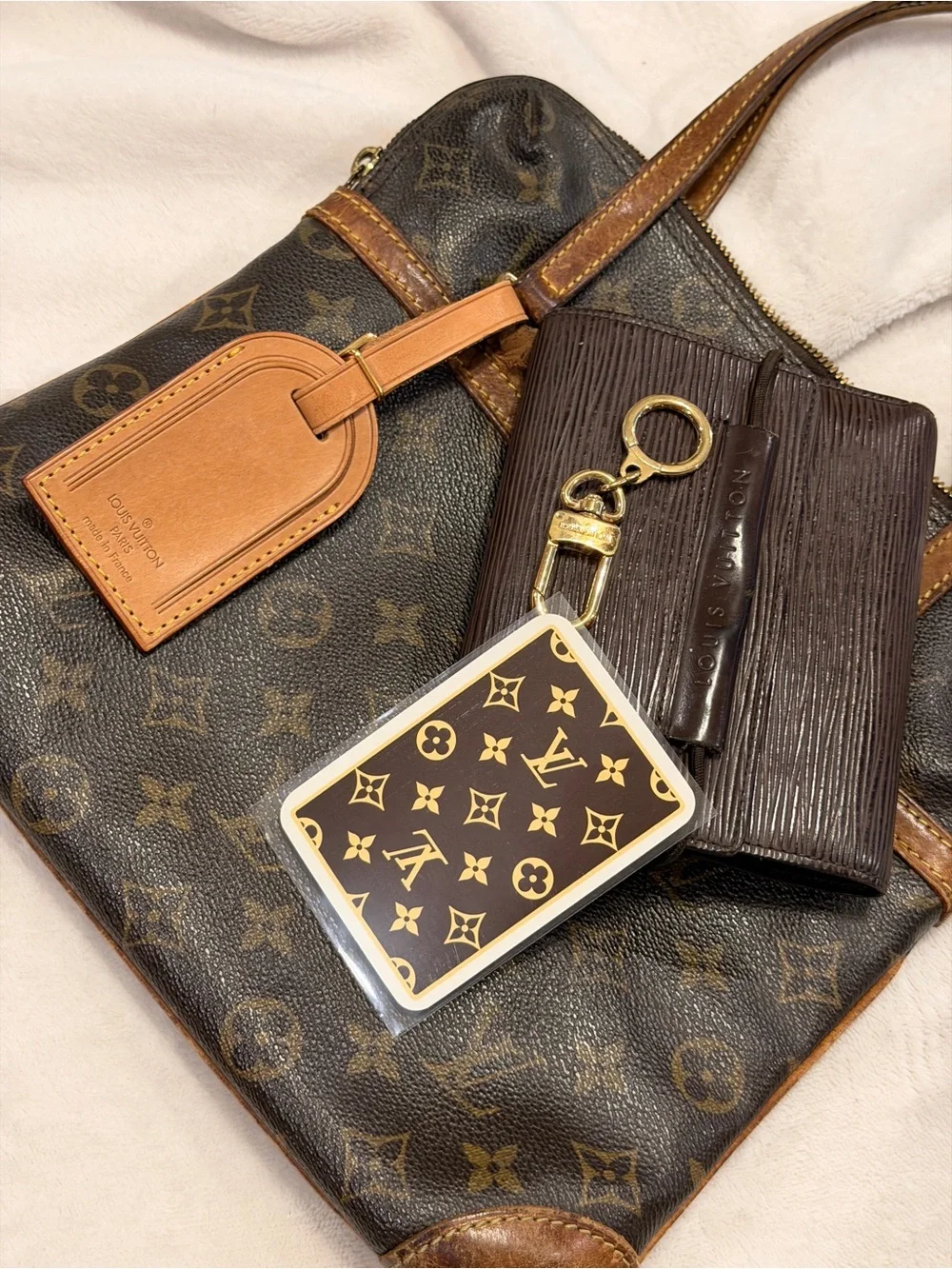 Authentic Louis Vuitton Popincourt Haut Collector Bundle LV Epi Anneau Cles